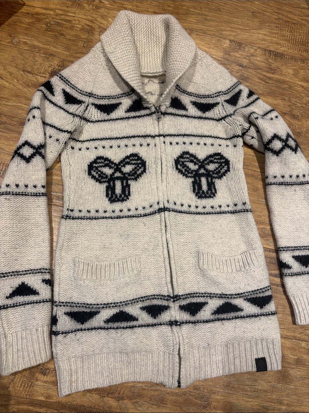 Vintage TNA Aritzia "Sea to Sky" lambswool full-zip cardigan